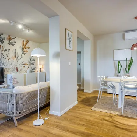 Daire Abrega With Private Pool